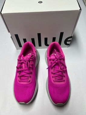 Lululemon Beyondfeel Run Sneakers – Pink (Women’s Size 8)